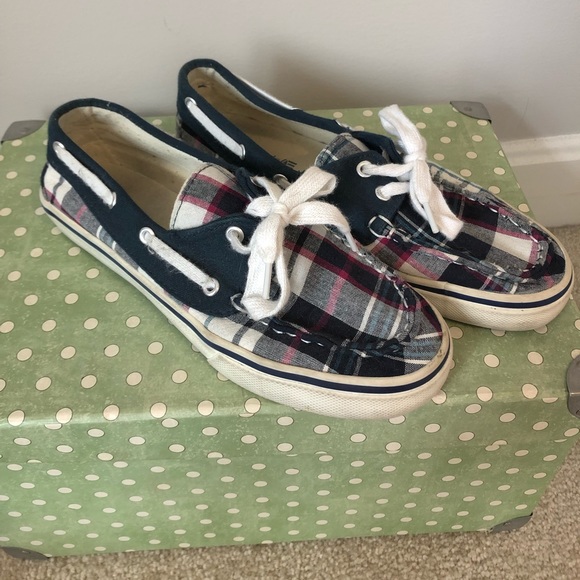 Boat shoes - Picture 1 of 1